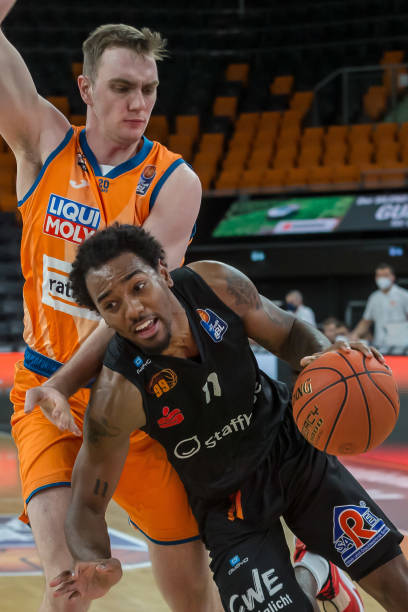 莱万本赛季联赛进25球，刷新其西甲生涯单赛季最佳进球纪录43.