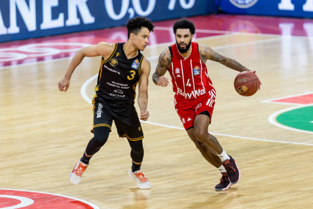 周琦完成角膜缝合手术引热议！北京记者：预计恢复时间2周左右.